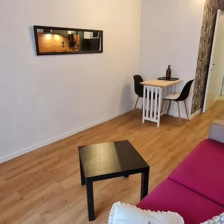 2 P 100 M De La 아그