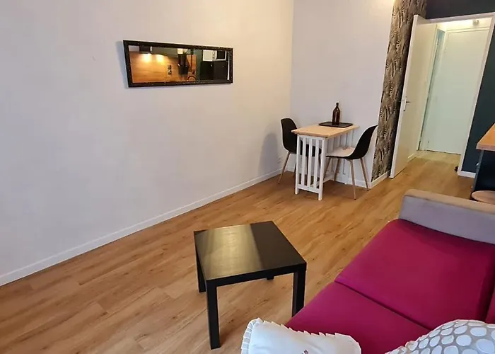 2 P 100 M De La 아그