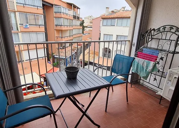 Apartment 2 P 100 M De La *